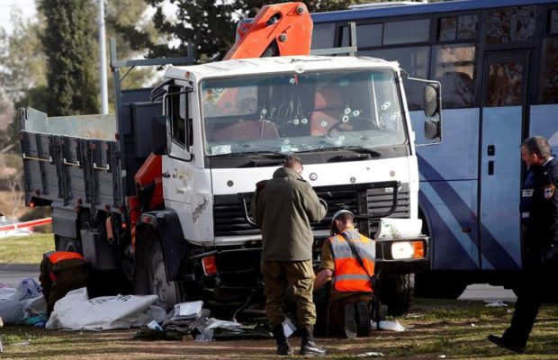 येरुशलम में ड्राइवर ने इस्राइली सैनिकों पर चढ़ाया ट्रक, चार की मौत