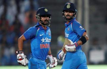 लोकल बॉय और कप्तान के शतक, भारत 3 विकेट से जीता