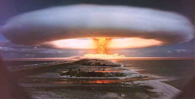 परमाणु बम से कितना अलग है हाइड्रोजन बम