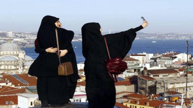 सोशल साइट पर मुस्लिम महिलाओं की फोटो अपलोड करने के खिलाफ फतवा