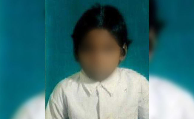 आधार बिना राशन कार्ड रद्द, अनाज न मिलने से भूखी मर गयी 11 साल की बच्ची