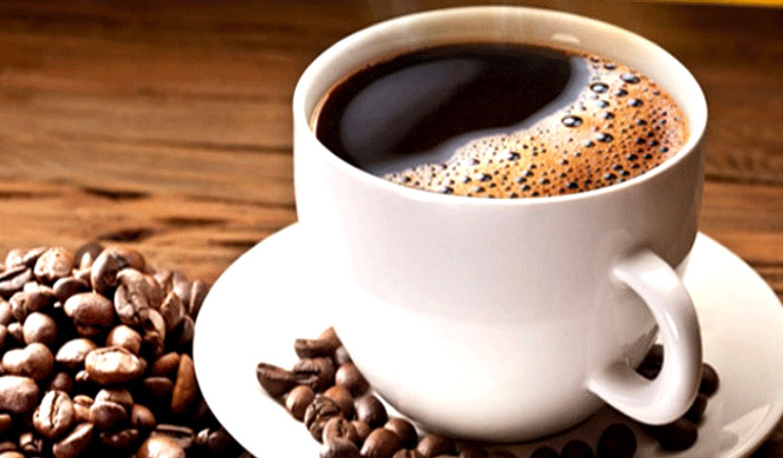 दिल की बीमारी से रहना है दूर तो करें कॉफी और चाय का सेवन
