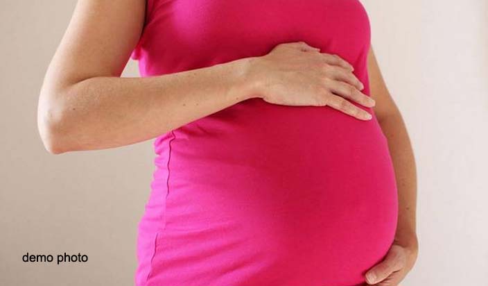 महिला ने अस्पताल में दो घंटे किया इंतजार, शौचालय में गर्भ से गिरा भ्रूण