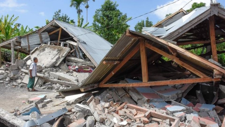 इंडोनेशिया में भूकंप से 82 लोगों की मौत, सैकड़ों जख्मी