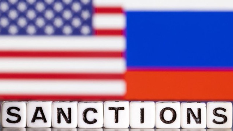 अमेरिका ने पुतिन के परिवार सहित रूस के वित्तीय संस्थानों पर लगाया प्रतिबंध
