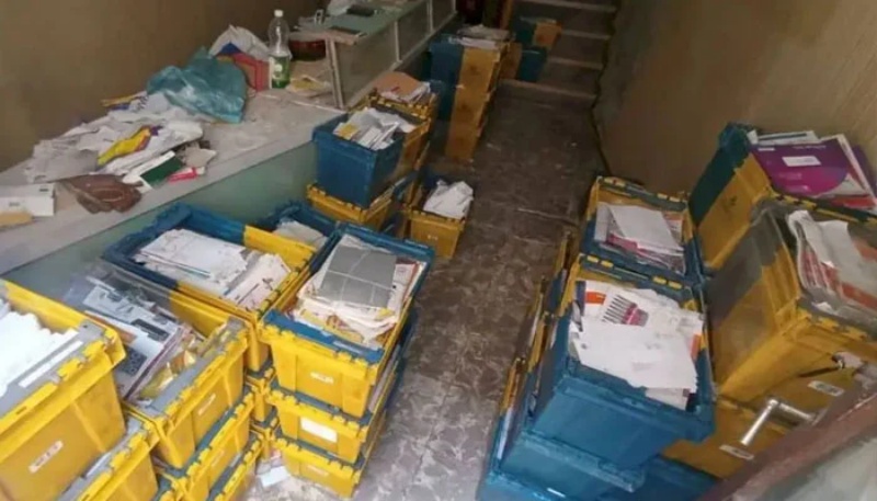 स्पेन में एक डाकिया के घर से मिले 20 हज़ार पत्र