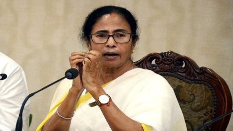 ममता बनर्जी 2024 के चुनाव को बता रही हैं 'आखिरी लड़ाई'