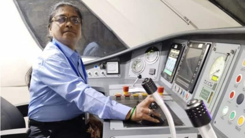 एशिया की पहली महिला लोको पायलट सुरेखा यादव ने चलाई वंदे भारत
