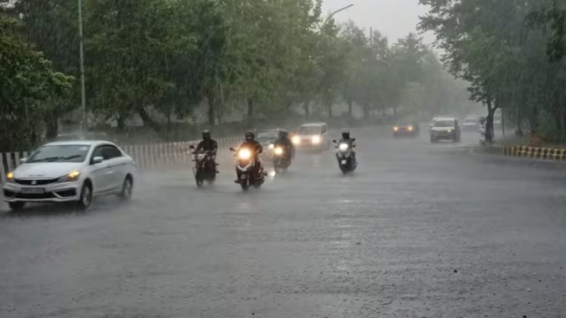 उत्तर भारत के कई हिस्सों में बारिश का ऑरेंज अलर्ट, कुछ राज्यों में ओले गिरने की भी आशंका