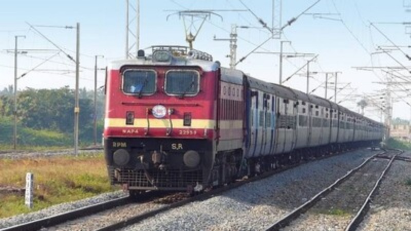 भारतीय रेल में सफर से पहले आईआरसीटीसी के इन नियमों को जान लें