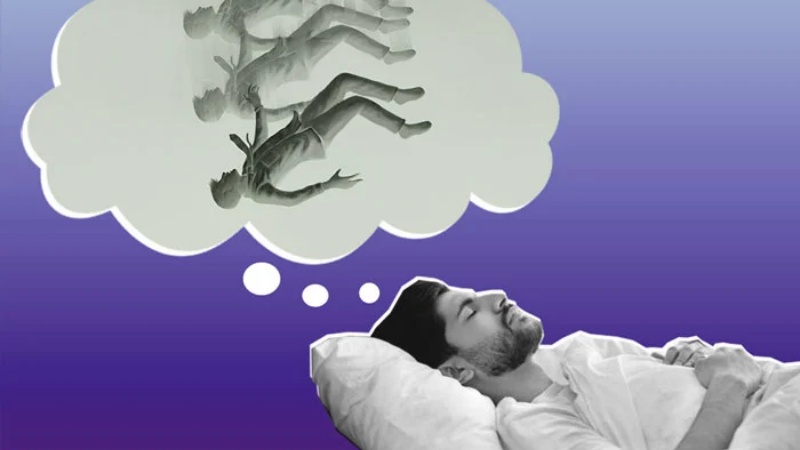 नींद के दौरान गहराई में गिरने का एहसास क्यों होता है?