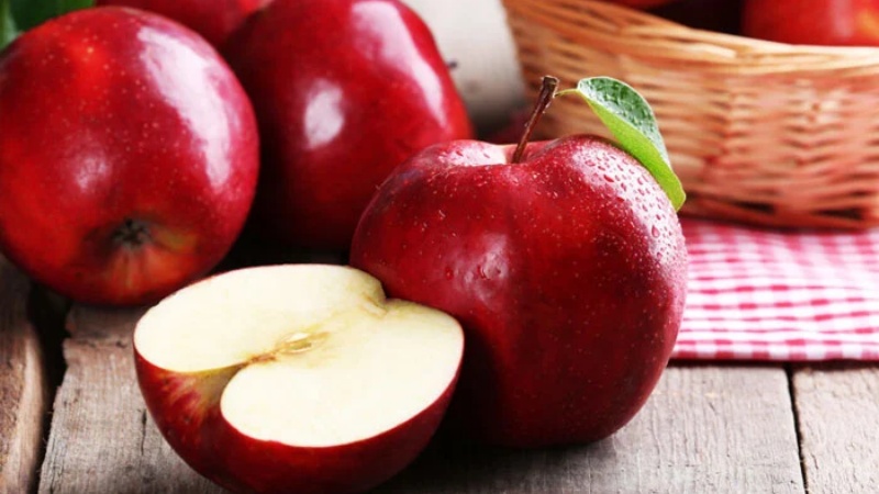 डॉक्टर से कैसे दूर रखता है- रोज़ाना एक सेब का खाना