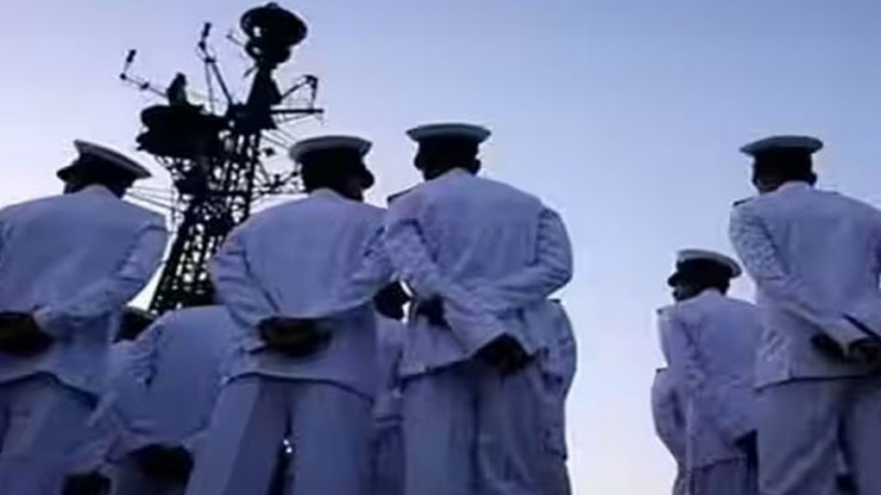 भारतीय नौसेना के 8 जवानों को क़तर में मौत की सजा सुनाने पर विपक्ष आक्रामक