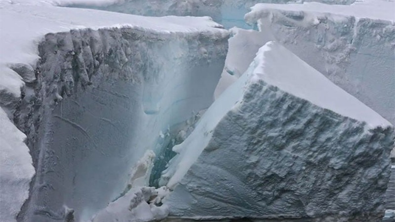 जलवायु परिवर्तन से अंटार्कटिक बर्फ की चादरों के आकार में 40 प्रतिशत की कमी