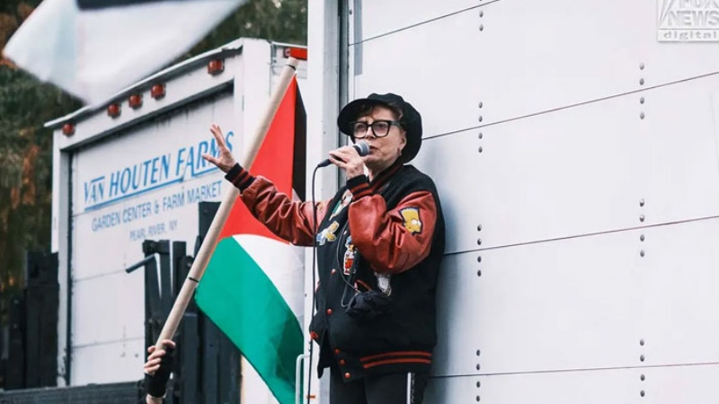 आज़ादी हासिल होने तक फ़िलिस्तीनियों के साथ खड़ी हूँ: अमरीकी अभिनेत्री सुज़ैन सारंडन
