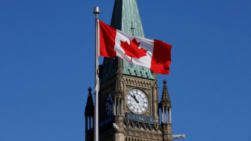 कनाडा का पहली बार अस्थायी निवासियों की संख्या कम करने का निर्णय