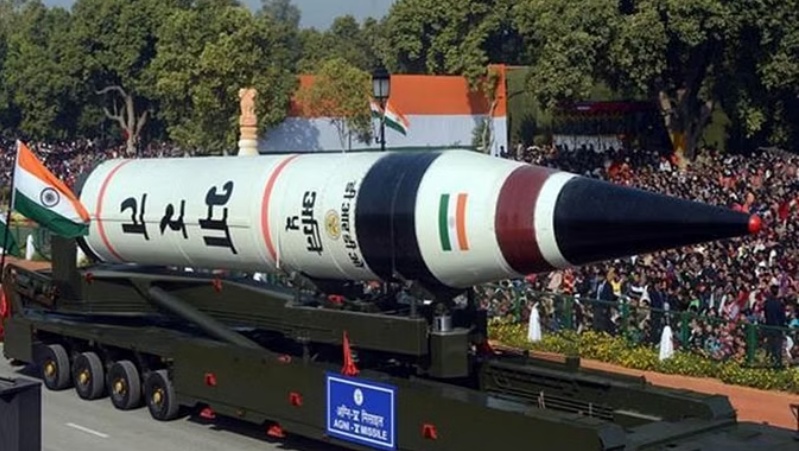 देश में आईएमआरवी तकनीक से अग्नि-5 मिसाइल का सफल परीक्षण 