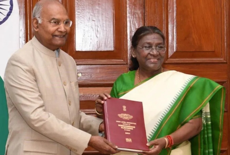 'वन नेशन, वन इलेक्शन' पर बनी समिति ने राष्ट्रपति मुर्मू को सौंपी रिपोर्ट