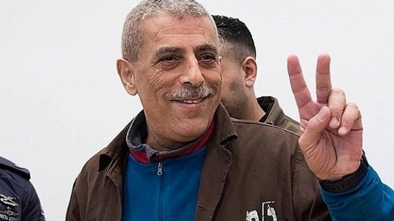इज़रायली जेल में 38 साल से कैद फिलिस्तीनी बुद्धिजीवी वलिद दक़्क़ा की मौत