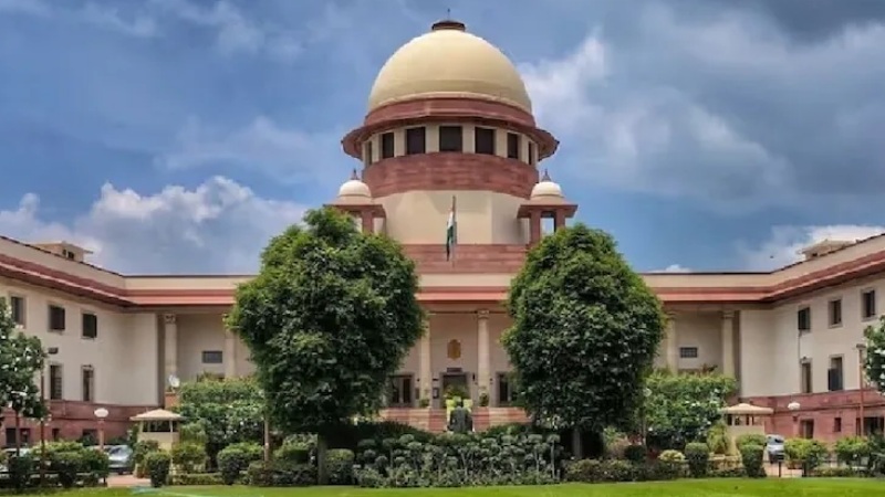 रोज़गार पैदा करना तथा बुनियादी ढांचे का निर्माण करना भी मुफ्त राशन बांटने जितना अहम हैं- सुप्रीम कोर्ट