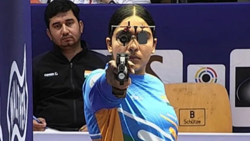 महिला शूटर सुरुचि इंदर सिंह ने आईएसएसएफ म्यूनिख विश्व कप में जीता गोल्ड मेडल