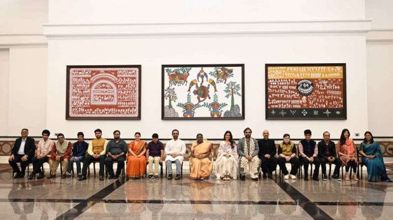 राष्ट्रपति द्रौपदी मुर्मु ने आमिर खान और उनकी टीम के साथ देखी फिल्म ‘सितारे जमीन पर’