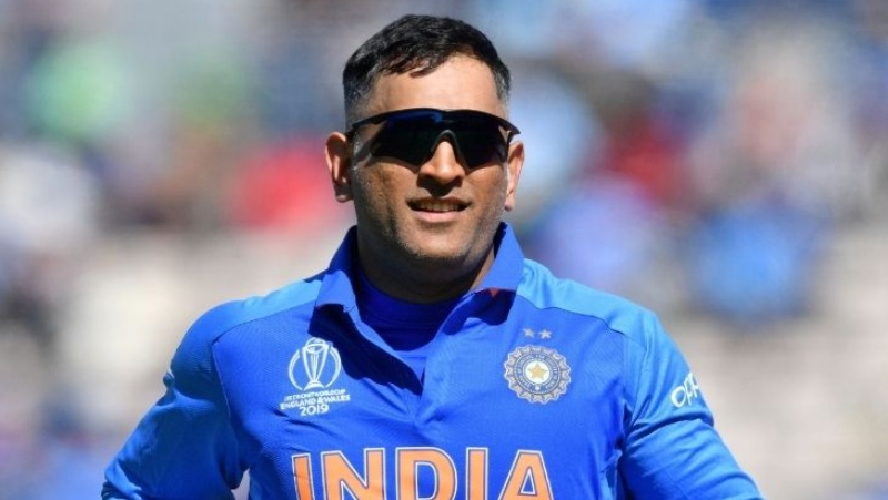 धोनी के अलावा अब कोई और नहीं कहला सकेगा 'कैप्टन कूल'
