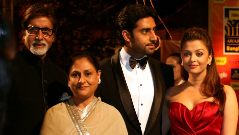 अमिताभ, जया और अभिषेक को एक साथ मिला फिल्मफेयर अवार्ड