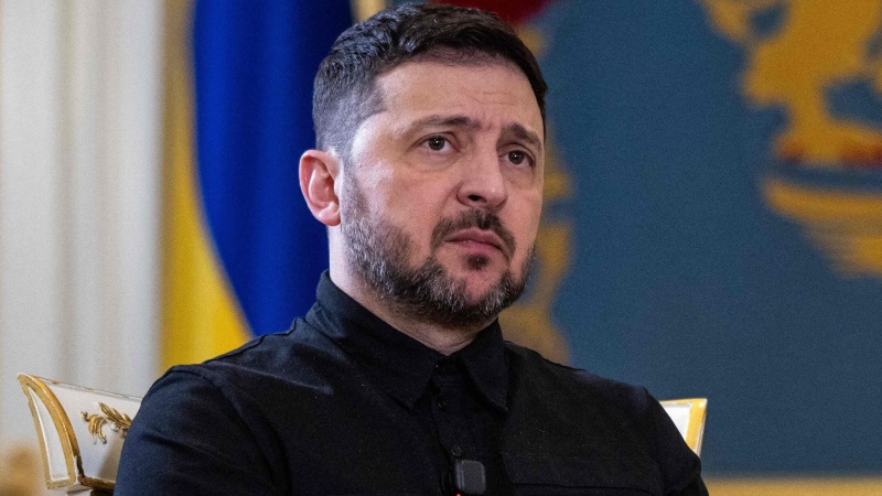 रूस-यूक्रेन युद्ध के चार साल होने पर बोले ज़ेलेंस्की: पुतिन युद्ध हार गए हैं, अब दुनिया की नज़रें ट्रंप की डील पर हैं